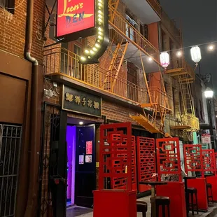 Def worth a stop for cocktails, live music and karaoke