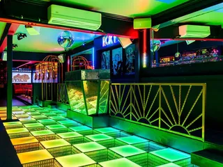 Rick and Roxy’s
