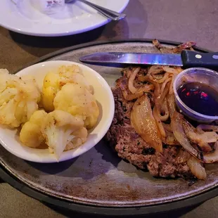 Ground Sirloin Steak with Cauliflower