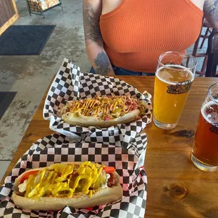 Griller Dog and Hotlink Dog