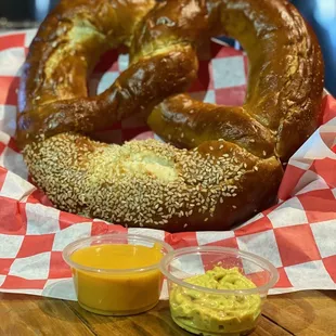 a pretzel and mustard