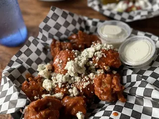 Blue Door Pub Como Ave