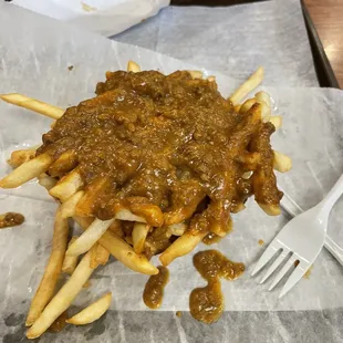 Chili fries