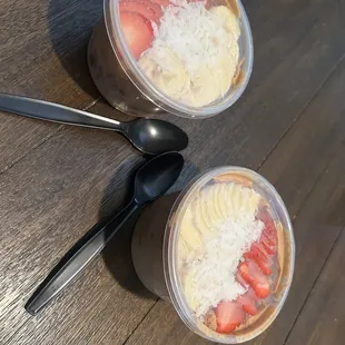 Peanut butter acai bowl