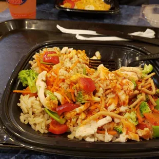Rice bowls Thai and Chicken Paprikash