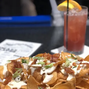 Gorgonzola and bacon chips and the huckleberry smash.