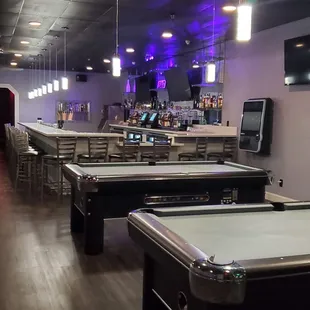 Pool.tables
