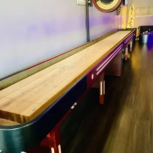 Shuffleboard fun!