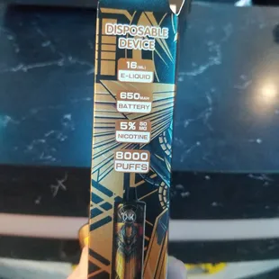 KK Banana Cream 8000 puff salt nic vape