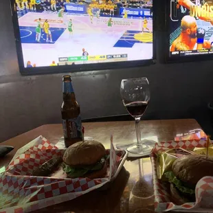 Hamburger Special-one with chips and one without ( extra pickle!)