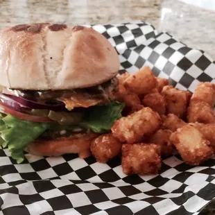 Hamburger at Liquid Zoo