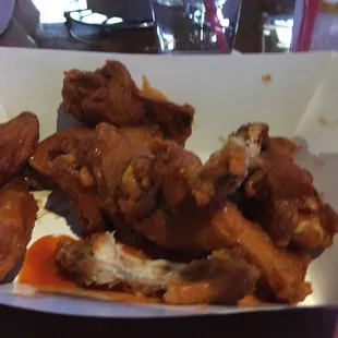 Perfect hot wings! Comes in 10 and 20 piece