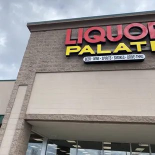 the front of a liquor palate