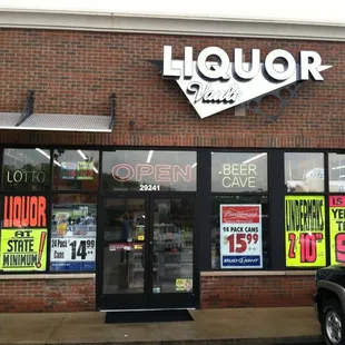 the front of a liquor store