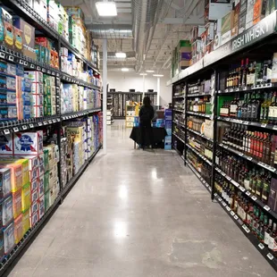 Beer, seltzer and ready-to-drink. Lots cold too!