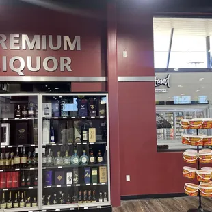 the front of a liquor store