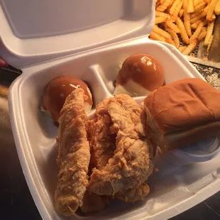 food, fried chicken, fried chicken wings, chicken wings and fried chicken, chicken wings, bbq wings, chicken, poultry, bbq chicken