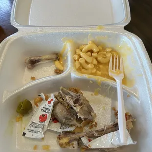 3pc dark w fries nd mac n cheese.