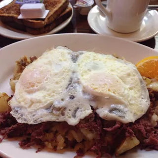 Corned Beef Hash & Eggs