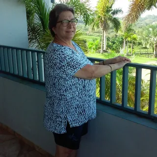 Debbie L.