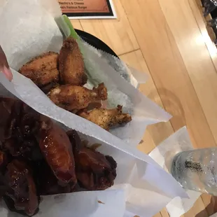 food, fried chicken, fried chicken wings, chicken wings and fried chicken, chicken wings, bbq wings, chicken, poultry, bbq chicken