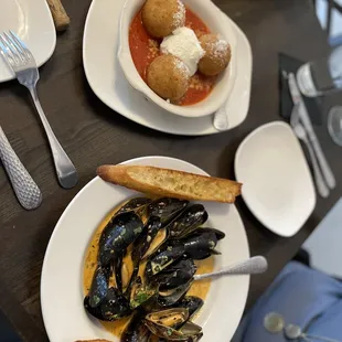Mussels and arancini.