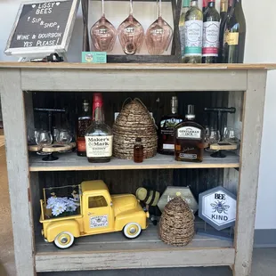 Free sips while you shop.