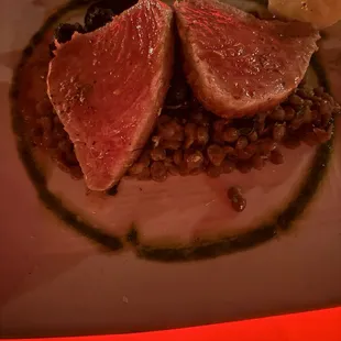 Amazing tasting tuna. Not sure what it looked like.