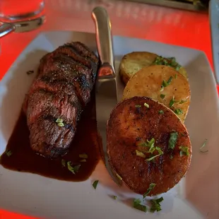 Natural Beef Shoulder Tenderloin Steak