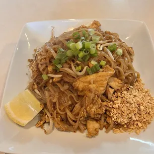 Lisu Thai Kitchen