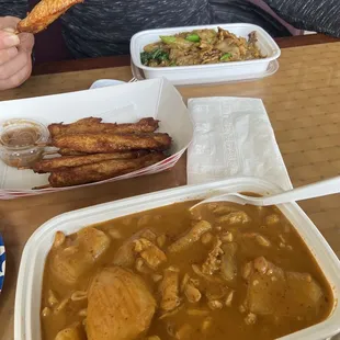 Maman Currry, Chicken Satay, and Pad See-Eiw