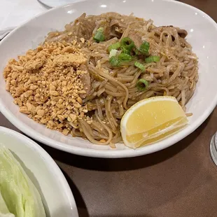 Pork 58. Pad Thai