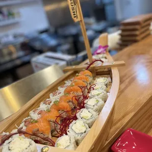 sushi, sushi and sashimi, food, sashimi
