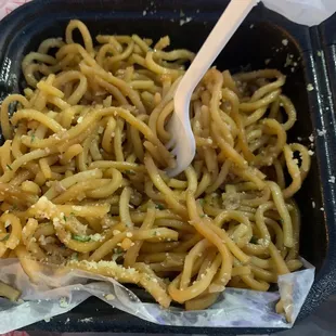 Garlic noodles
