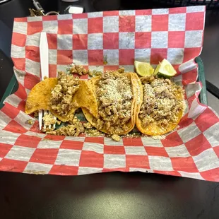 Very SAD chicken tacos.