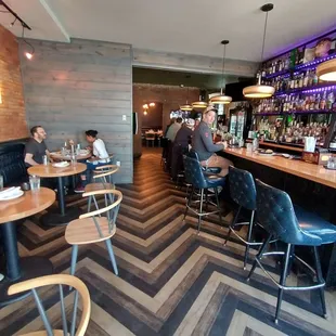 Comfortable, uncluttered