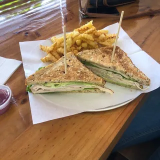 TURKEY AVOCADO SANDWICH
