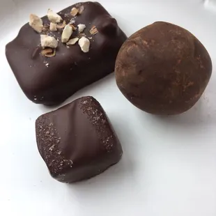 Little vegan assortment- vegan nut toffee, sweetalicious truffle, double chocolate sea salt caramel