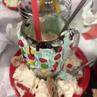 World's Smallest Sundae