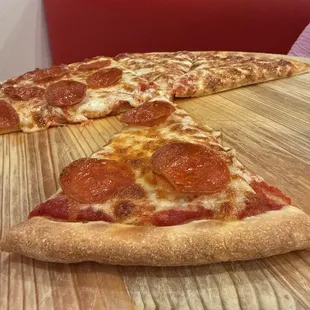 Pepperoni pizza