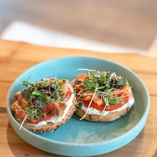 Lox Bagel