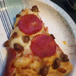 This is the most cooked piece and the one right next to it so i snatched it first.