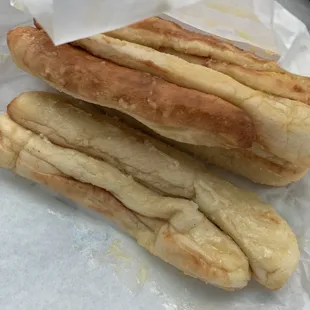 Breadsticks are AMAZING wish I would have ordered more