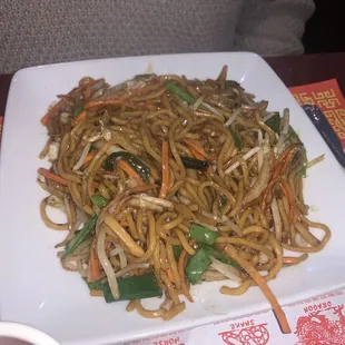 Vegetable Lo main... Excellent!!!