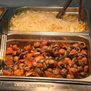 Mushroom Chicken and Rice Noodles