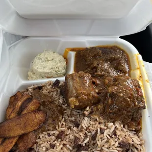 I just spent $25 for 3 oxtails. Unbelievable. I will never return. I understand prices are up for everything, but make it worth it at least.
