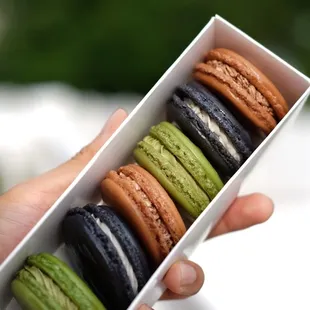 Macaron (gift box of 6)