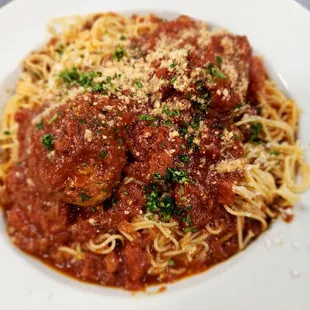 Angel Hair Pasta w/Meatballs