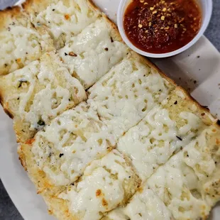 Garlic cheese bread