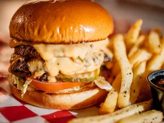 Parry's Pizzeria & Taphouse